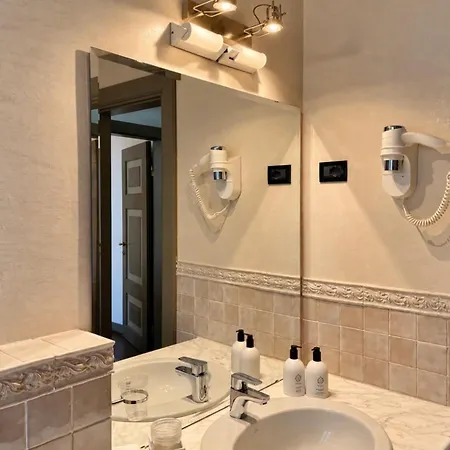 Relais I Due Roccoli 4* Исео
